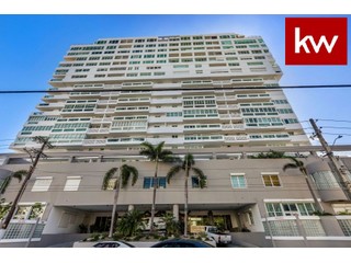 Apartamento en Cond. Plaza Stella