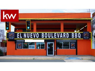 Comercial en Urb. Levittown