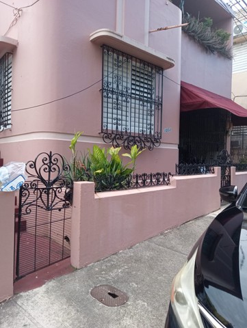 Se renta casa área de santurce