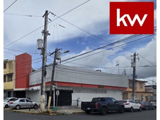 Urb. San Jose, Local Comercial