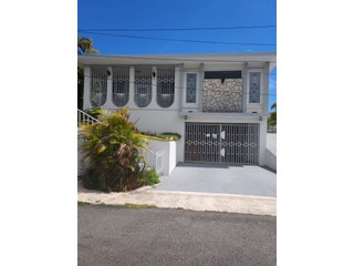 Residencia con zonificación CL