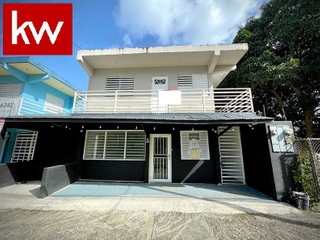 Urb. Jardines, Casa en Cayey