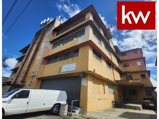 CALLE BLANCA REXACH, ALMACEN EN S J