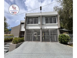 House in Guaynabo