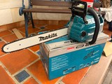 Sierra Makita de 40v