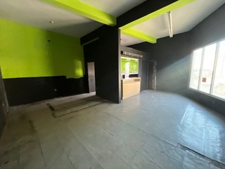 Local Comercial Calle Villa