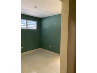 Alquilo apartamento de 2 cuartos