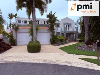 Hermosa residencia, 4 H, 3.5B