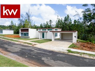 Casa en Urb. Reales De Beatriz