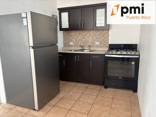 Cómodo apartamento de 3 C, y 1B