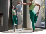 A smart mirror for home workouts