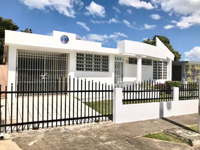 Casa en Urb. Sultana