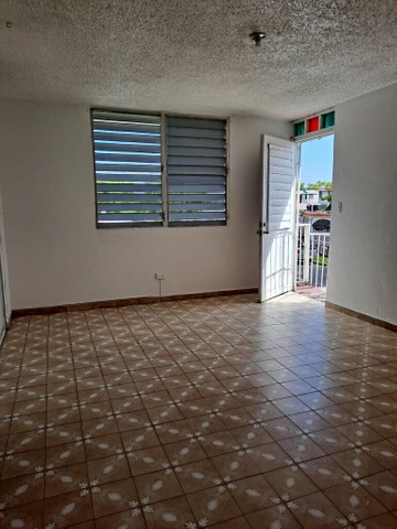 SE ALQUILA 2NDA PLANTA COUNTRY CLUB