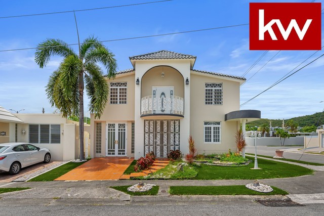 Urb Estancias Del Golf Club - Ponce