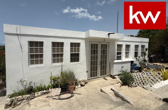 Urb. Brisas Del Caribe, Casa en P...