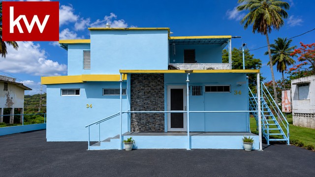 Bo. Bajura, Comercial en Manatí