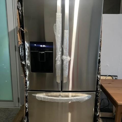 NEVERA LG 21.8 CU. NUEVA