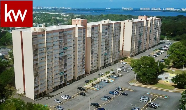 Cond. Torres De Cervantes