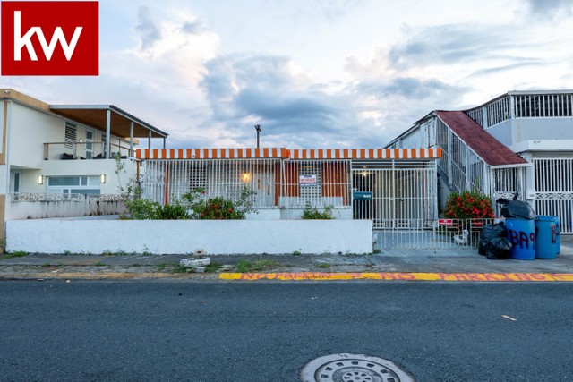 Casa en Urb. Levitown Lakes