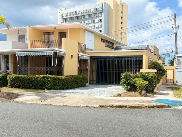 University Gardens, Precio mejorado