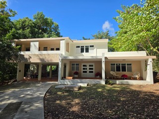 CUPEY WARD (CARR 843) HERMOSA CASA