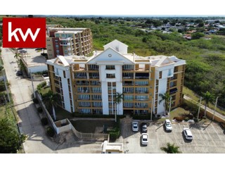 Apartamento en Cond. Costa Del Mar
