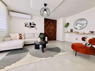 Cond. The Residences PH | Carolina