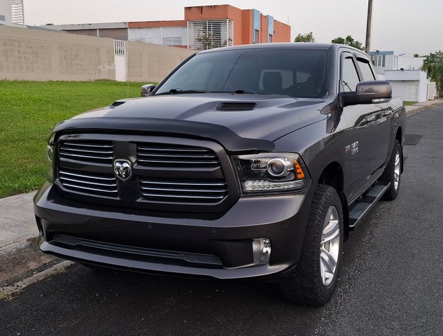 RAM 1500 Sport Ed 2017 Hemi 4x4