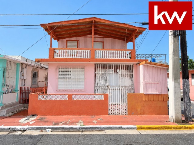 Bo. Pueblo, Casa en Toa Baja