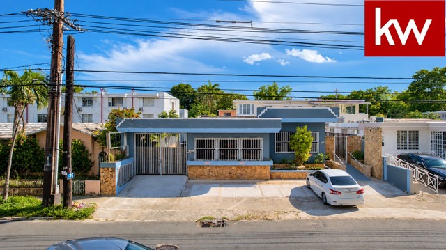 Local Comercial en Calle Mayagüez