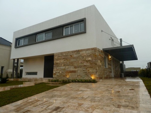 AJ CONTRACTORS LLC