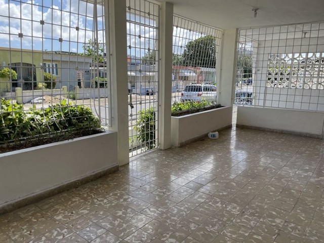 Casa en Urb. Reparto Metropolitano para Compra/Venta | Bienes Raíces en  