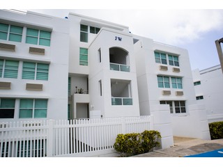 Cond. Ocean Club at Seven Seas