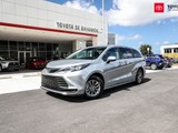 Toyota Sienna LE( Silver) 