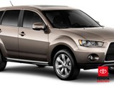 Mitsubishi Outlander ES 2012