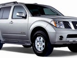 2005 Nissan Pathfinder XE