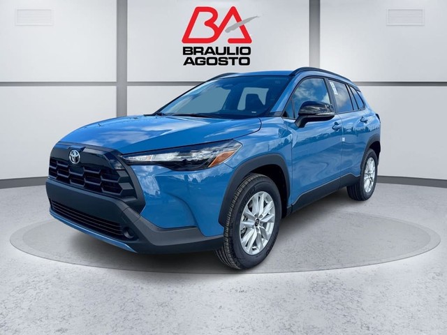 Toyota Corolla Cross LE 2026